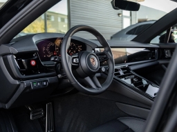 Porsche Panamera 4 AWD 2026