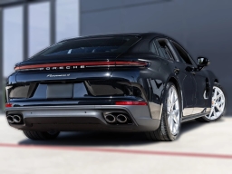 Porsche Panamera 4 AWD 2026