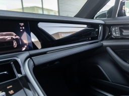 Porsche Panamera 4 AWD 2026