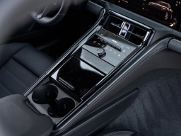 Porsche Panamera 4 AWD 2026