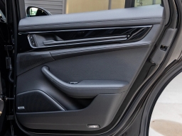 Porsche Panamera 4 AWD 2026