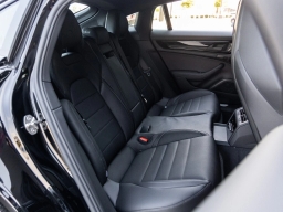 Porsche Panamera 4 AWD 2026