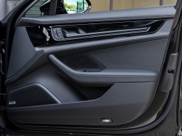 Porsche Panamera 4 AWD 2026