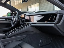 Porsche Panamera 4 AWD 2026