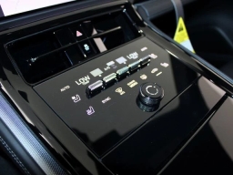 Porsche Panamera Base RWD 2025