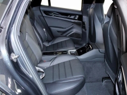 Porsche Panamera Base RWD 2025