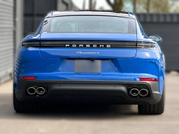 Porsche Panamera 4 AWD 2026