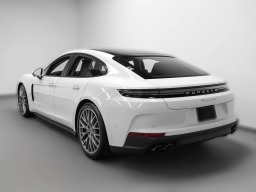 Porsche Panamera 4 AWD 2026