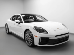 Porsche Panamera 4 AWD 2026
