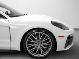 Porsche Panamera 4 AWD 2026