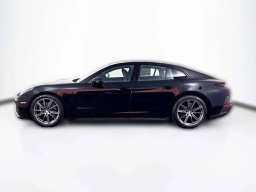 Porsche Panamera 4 AWD 2025