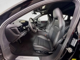 Porsche Panamera 4 AWD 2025