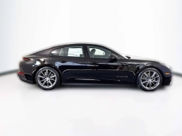 Porsche Panamera 4 AWD 2025