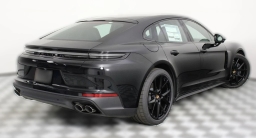 Porsche Panamera Base RWD 2026