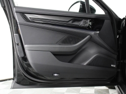 Porsche Panamera Base RWD 2026