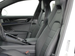 Porsche Panamera Base RWD 2026