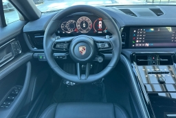 Porsche Panamera Base RWD 2026