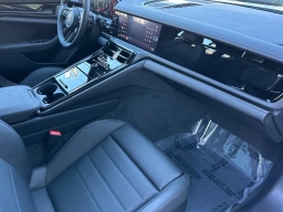 Porsche Panamera Base RWD 2026