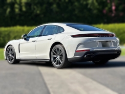 Porsche Panamera Base RWD 2026