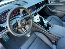 Porsche Panamera Base RWD 2026