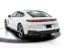 Porsche Panamera Base RWD 2025