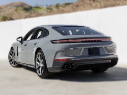Porsche Panamera 4 AWD 2026