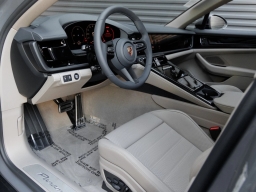 Porsche Panamera 4 AWD 2026