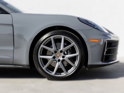 Porsche Panamera 4 AWD 2026