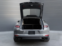Porsche Panamera 4 AWD 2026