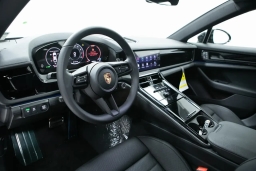 Porsche Panamera 4 AWD 2026