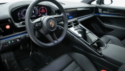 Porsche Panamera Base RWD 2026