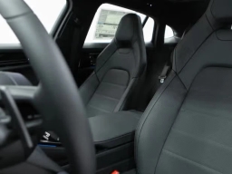 Porsche Panamera Base RWD 2026