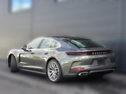 Porsche Panamera Base RWD 2026