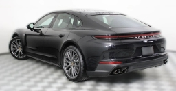 Porsche Panamera Base RWD 2026