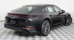 Porsche Panamera Base RWD 2026