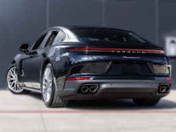 Porsche Panamera 4 AWD 2026