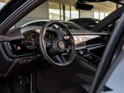 Porsche Panamera 4 AWD 2026