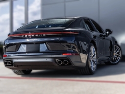 Porsche Panamera 4 AWD 2026