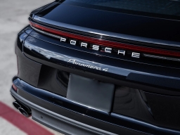Porsche Panamera 4 AWD 2026