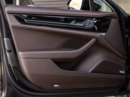 Porsche Panamera 4 AWD 2026