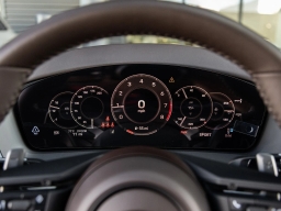 Porsche Panamera 4 AWD 2026