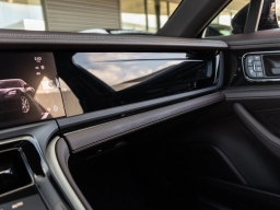 Porsche Panamera 4 AWD 2026