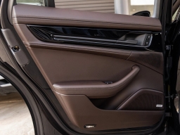 Porsche Panamera 4 AWD 2026