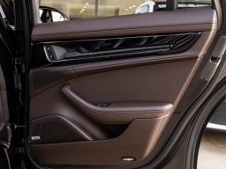 Porsche Panamera 4 AWD 2026