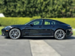 Porsche Panamera Base RWD 2026