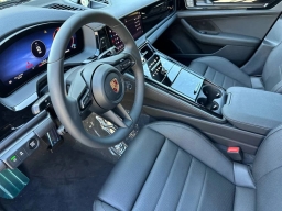 Porsche Panamera Base RWD 2026