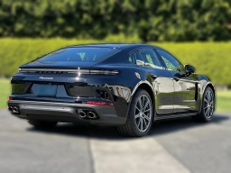 Porsche Panamera Base RWD 2026