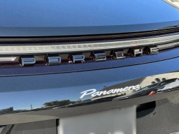 Porsche Panamera Base RWD 2026