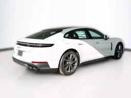 Porsche Panamera 4 AWD 2026