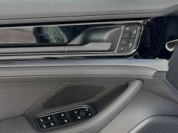 Porsche Panamera 4 AWD 2026